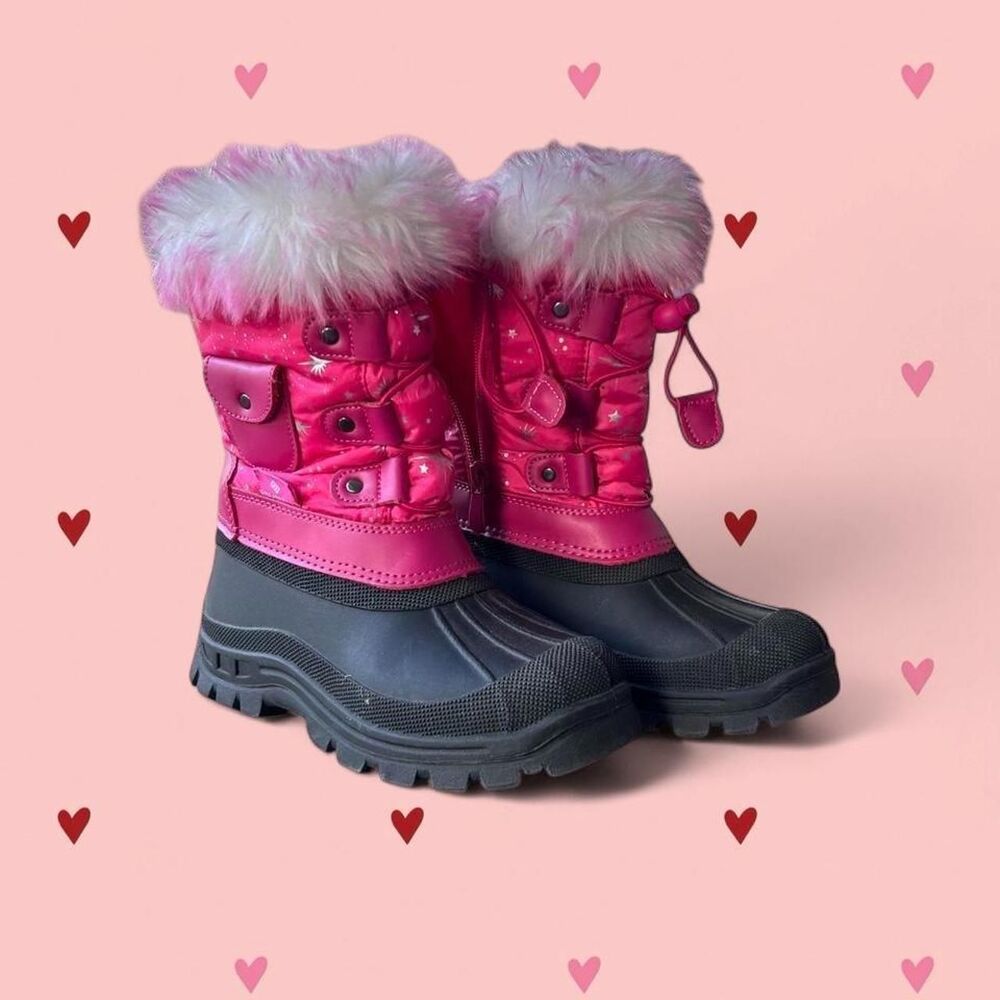 Pink snow boots with white fur trim